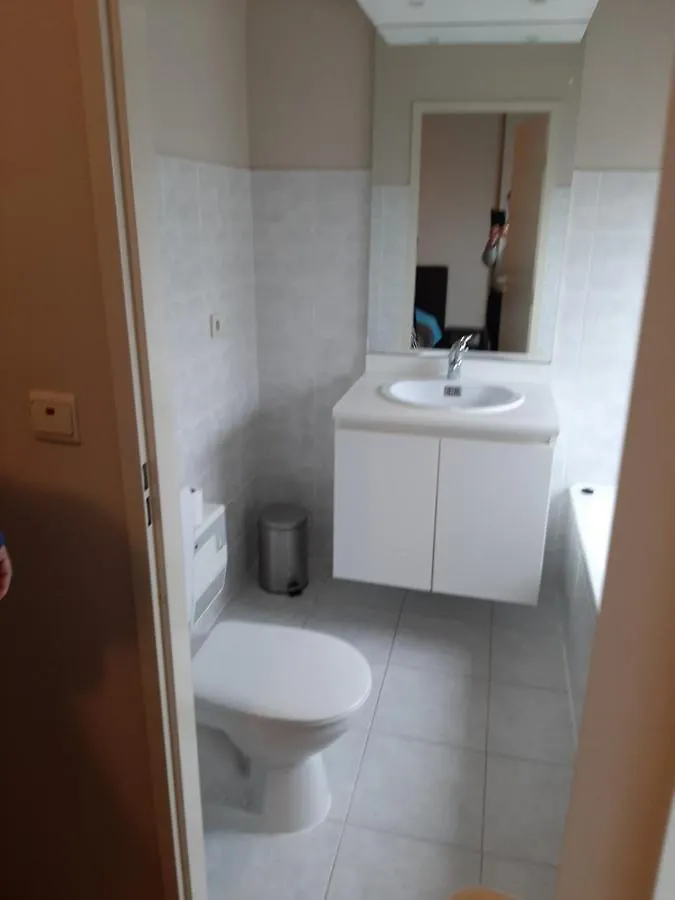 Appartement Vlakbij Zee En Duinen Bredene